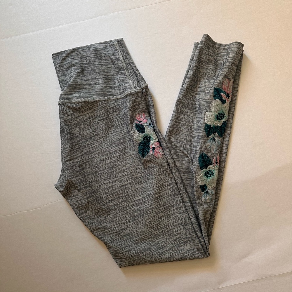 Victoria’s Secret Pink Leggings size S Used